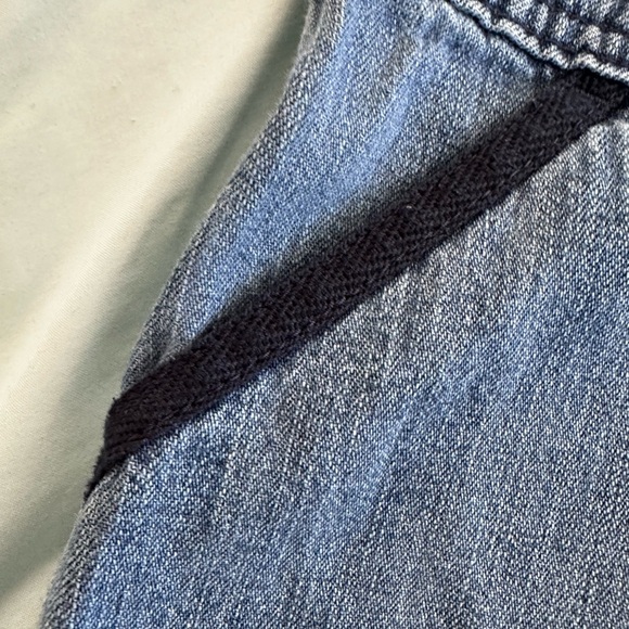 Lee VTG 90’s Mom Carpenter Shorts. Just Below The Waist. 14M.  Cargo Pockets. - Picture 9 of 10